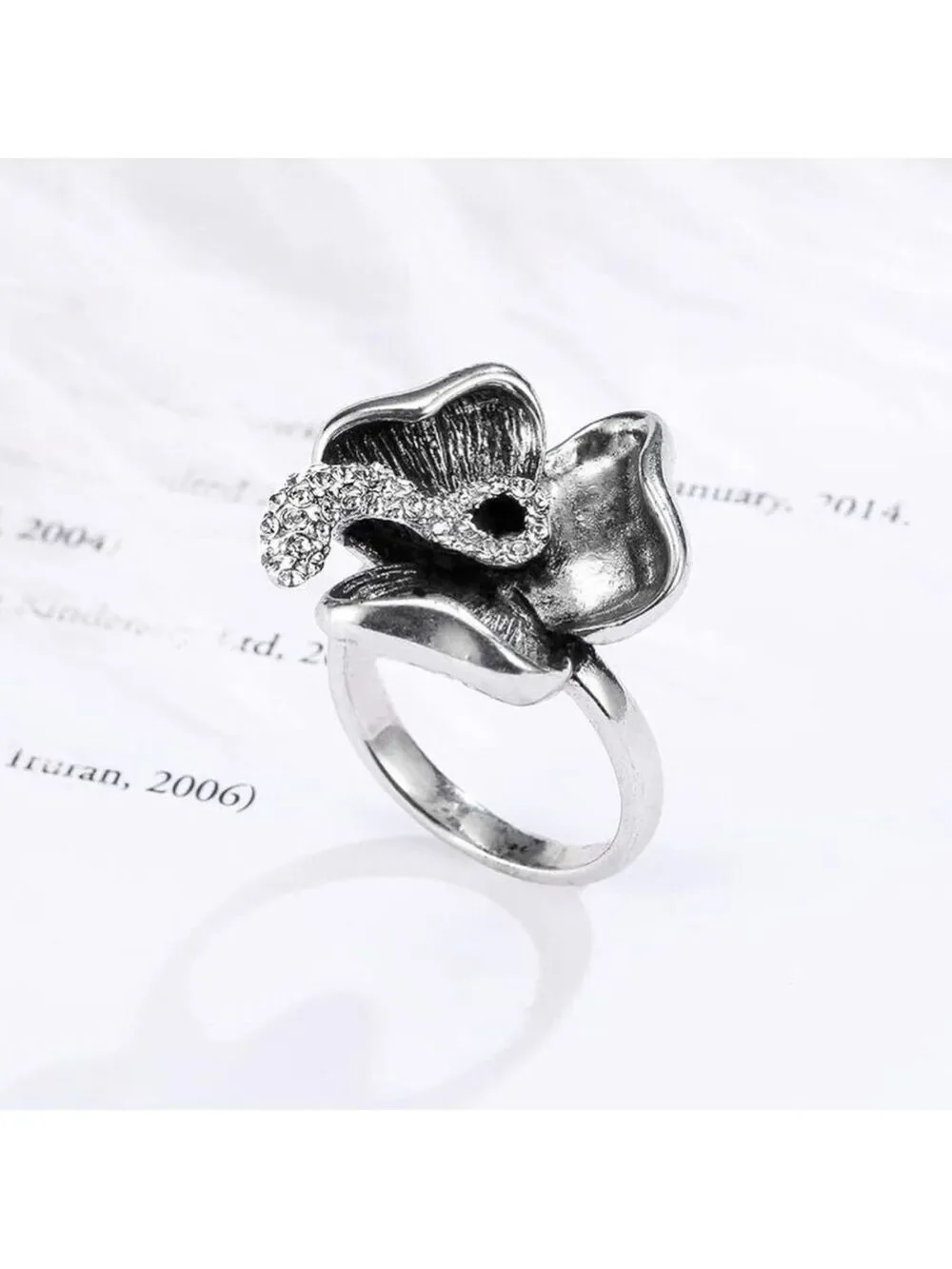 N/A elegant floral